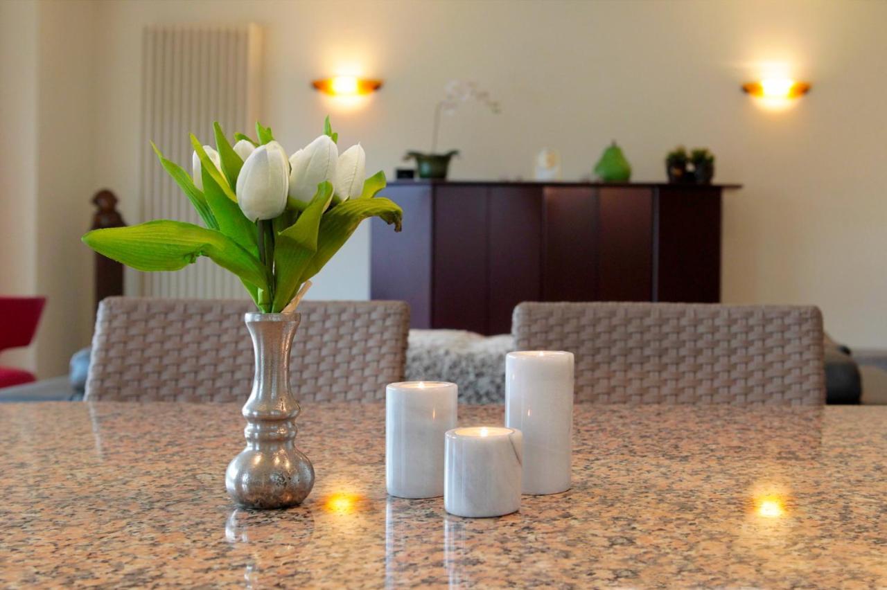 Fairway Apartment クノック・ヘイスト エクステリア 写真