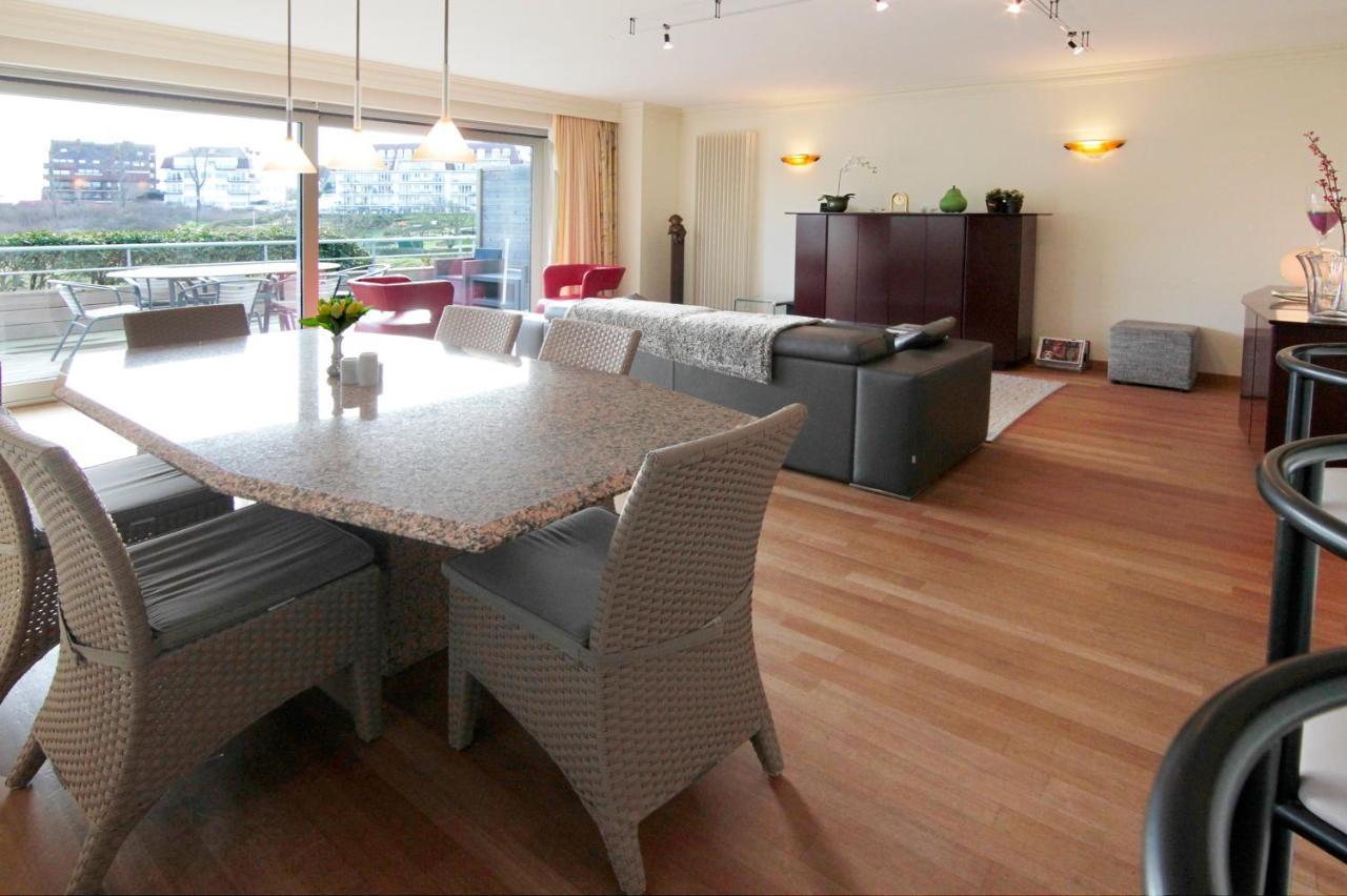 Fairway Apartment クノック・ヘイスト エクステリア 写真